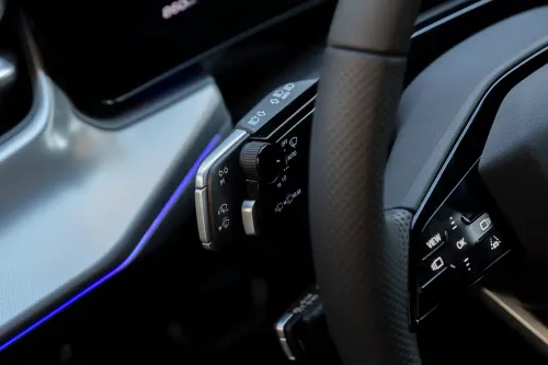 satellite comandi al volante audi q3 2026