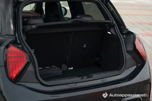 MINI JCW bagagliaio
