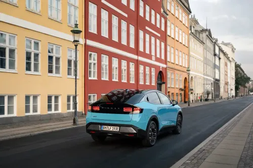 nissan leaf 2026 dinamica posteriore