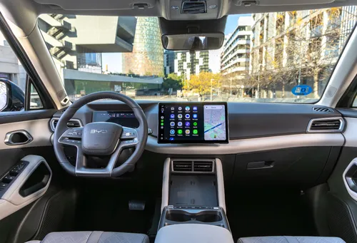 BYD ATTO 2 DM-i interior