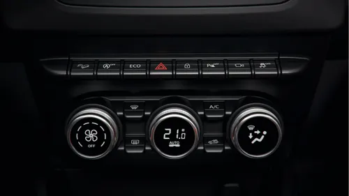 Interni Dacia Duster 2018