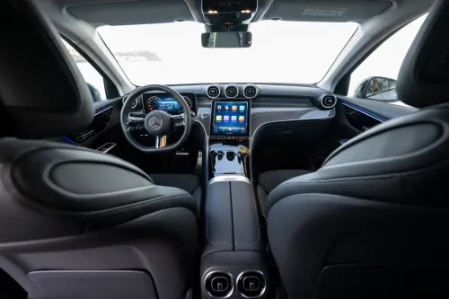Mercedes GLC 300 de interni