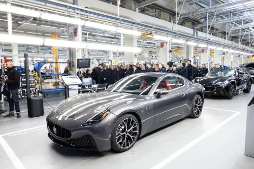 maserati granturismo 2026 modena stabilimento