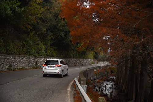 mitsubishi outlander phev 36