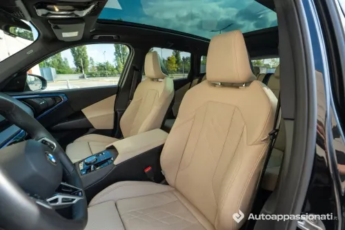 sedili bmw x3 2025 veganza calm beige