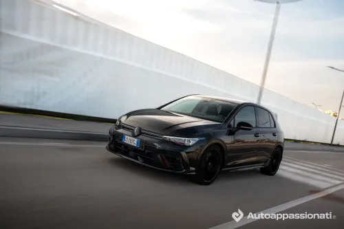 Volkswagen Golf R Black Edition