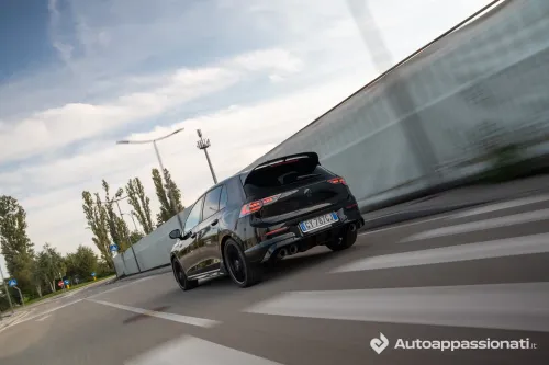 Volkswagen Golf R Black Edition