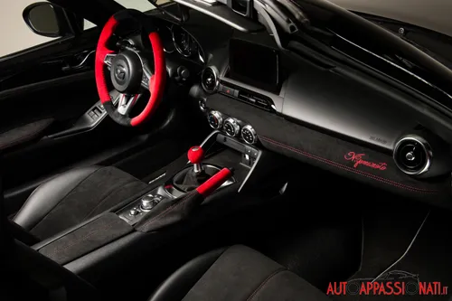 Interni: MX-5 Yamamoto Signature