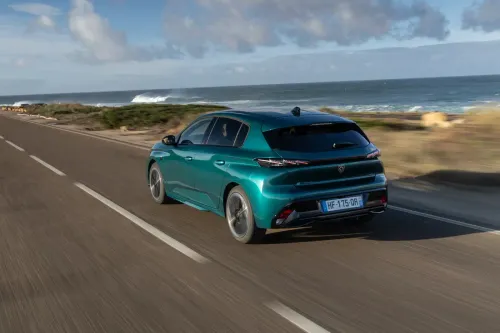 peugeot 308 posteriore dinamica