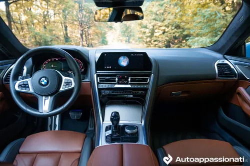 bmw serie 8 840d interni