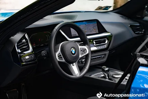 bmw z4 20i abitacolo