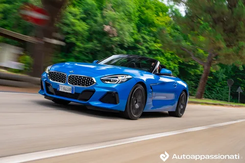 bmw z4 20i dinamico laterale