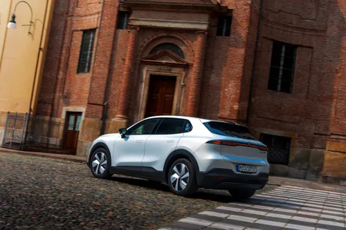 Changan Deepal S05 posteriore