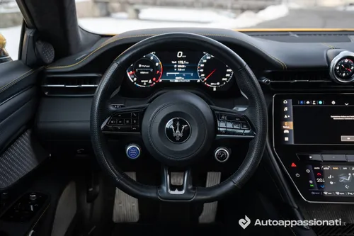 Maserati GranTurismo Trofeo 2026 volante