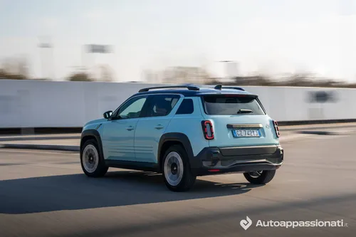 Renault 4 e-tech dinamica posteriore