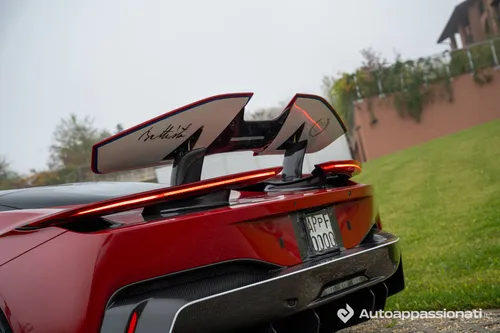 Pininfarina Battista alettone