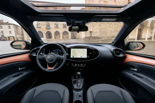 Toyota Aygo X 2026 interni