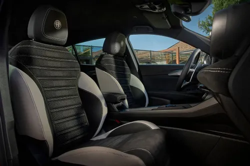 alfa romeo tonale sedili