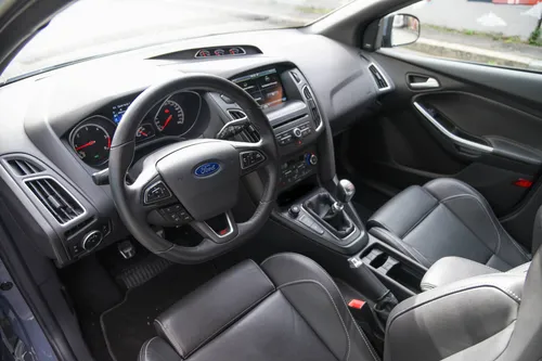 ford_focus_st_16