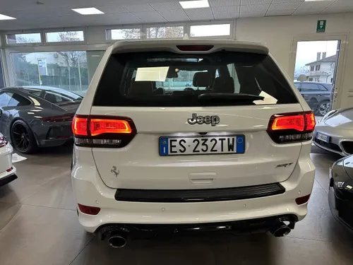 grand cherokee srt montezemolo