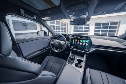 Lexus-RZ interni
