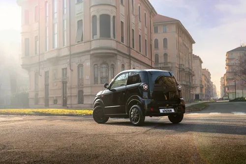 Myli LAB_Intense Black_Revo D+_9