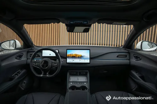 Interni completi della BYD-Seal-6-dm-i-bianca