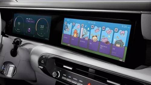 Nell'immagine si vede il cruscotto di una Hyundai con sullo schermo la modalità "Ditto"