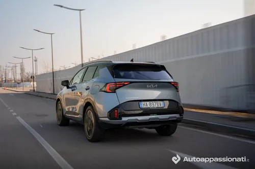 Dinamica Kia Sportage HEV posteriore&nbsp;