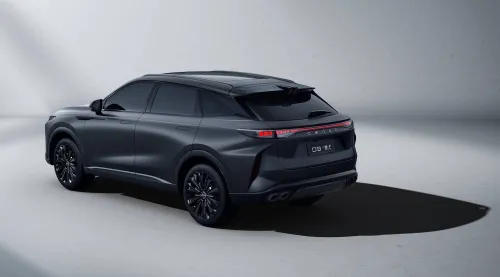 Omoda 9 BLACK KNIGHT EDITION_03 posteriore di colore nero