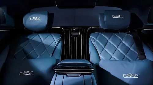 interni della Mercedes Maybach s 680 di LeBron James