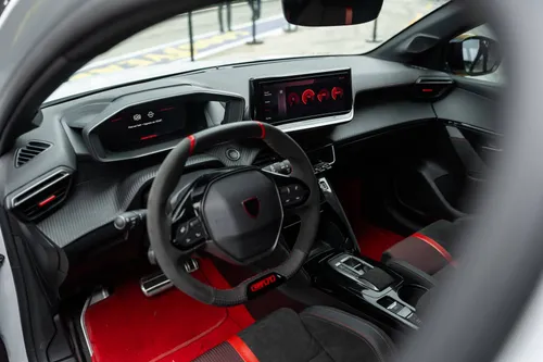 Peugeot 208 GTI 2026 Imola interni