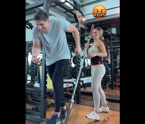 screenshot 03 03 2025 22 09 09