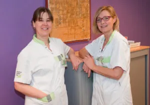 stomaverpleegkundigen sigrun klok en ellen van manen 300x211