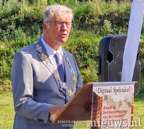 20210908 boz burg petter