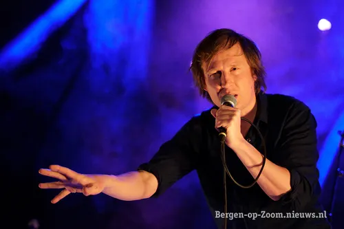 2022 04 08 luckyfonziii gebouw t gebouwt boz05