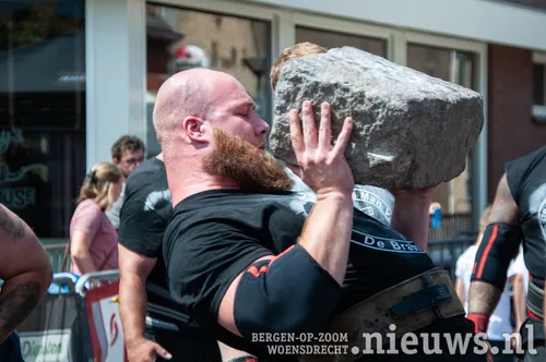 20230702 jkr oss sterkste man bw 001