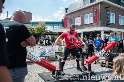 20230702 jkr oss sterkste man bw 008