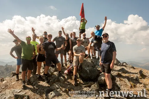 chrisbonis kosovo dsc4270 02