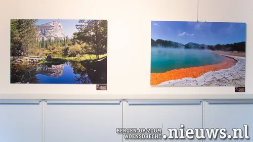 Twee mooie foto's achter de balie