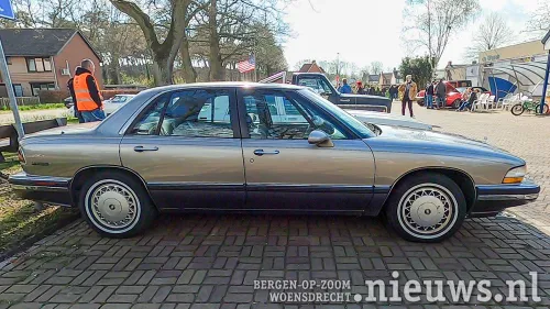 Prachige Buick 6 cilinder met bijna 4 liter cilinderinhoud