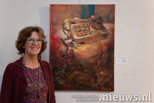 Liesbeth bij haar werk 'De telefoon stond roodgloeiend'