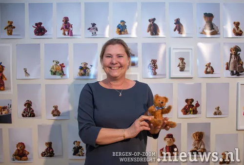 Orande met een beertje en heel veel berenfoto's
