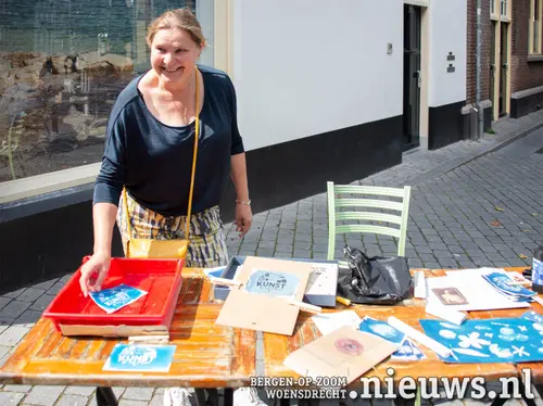 20260822_JKr_BoZ_Kunst_op_het_plein_004_Cyanotype