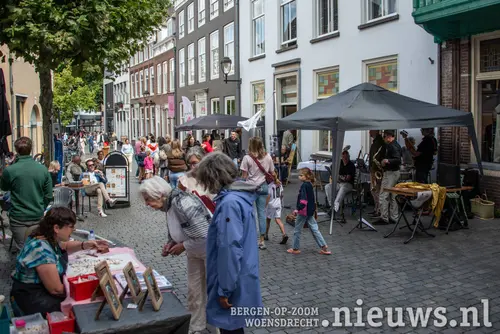 20260822_JKr_BoZ_Kunst_op_het_plein_010