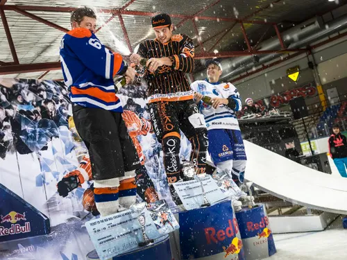 wk ice cross downhill schaatsen 1