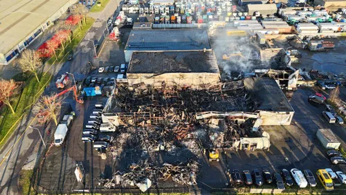 7d49f21c 9166 4982 bfae 24e8f9ff8076