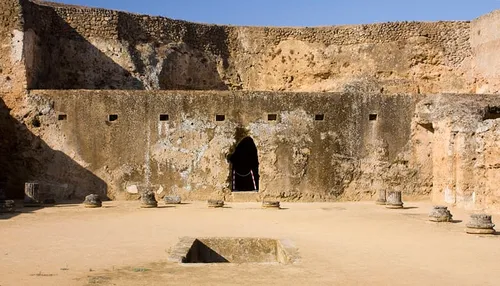 1280px carmona necrc3b3polis romana templo 20110916 wiki banner