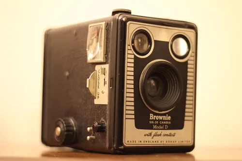 1280px kodak brownie model d wiki