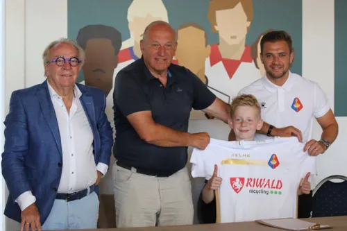 37230992 1718299861610782 3112847607282532352 o